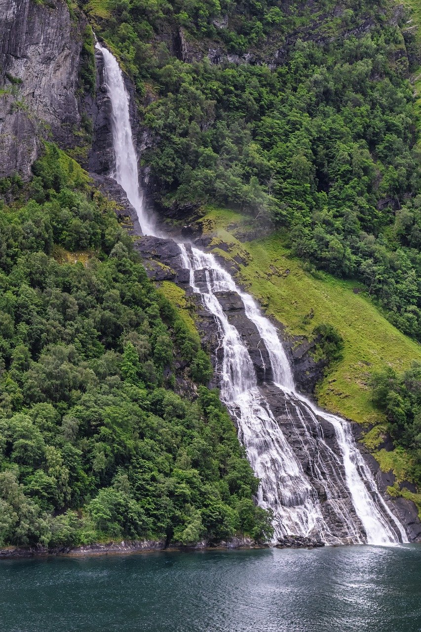 waterfall, nature, travel-7077174.jpg